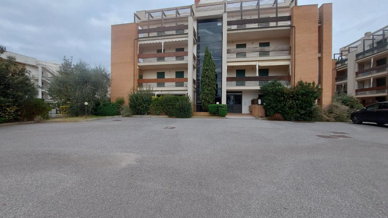 Appartamento Santa Costanza Con Piscina San Vincenzo Dış mekan fotoğraf